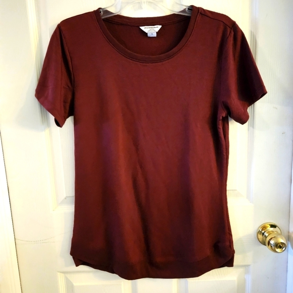 Danskin Maroon Crew Neck Knit Shirt Size Small